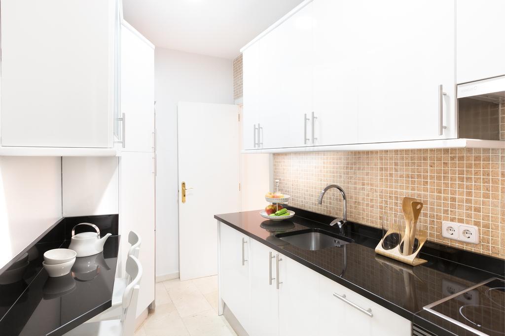 Carretas Apartments มาดริด ภายนอก รูปภาพ