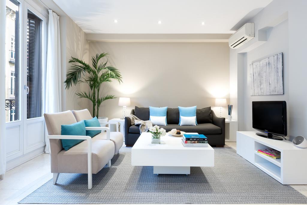 Carretas Apartments มาดริด ภายนอก รูปภาพ