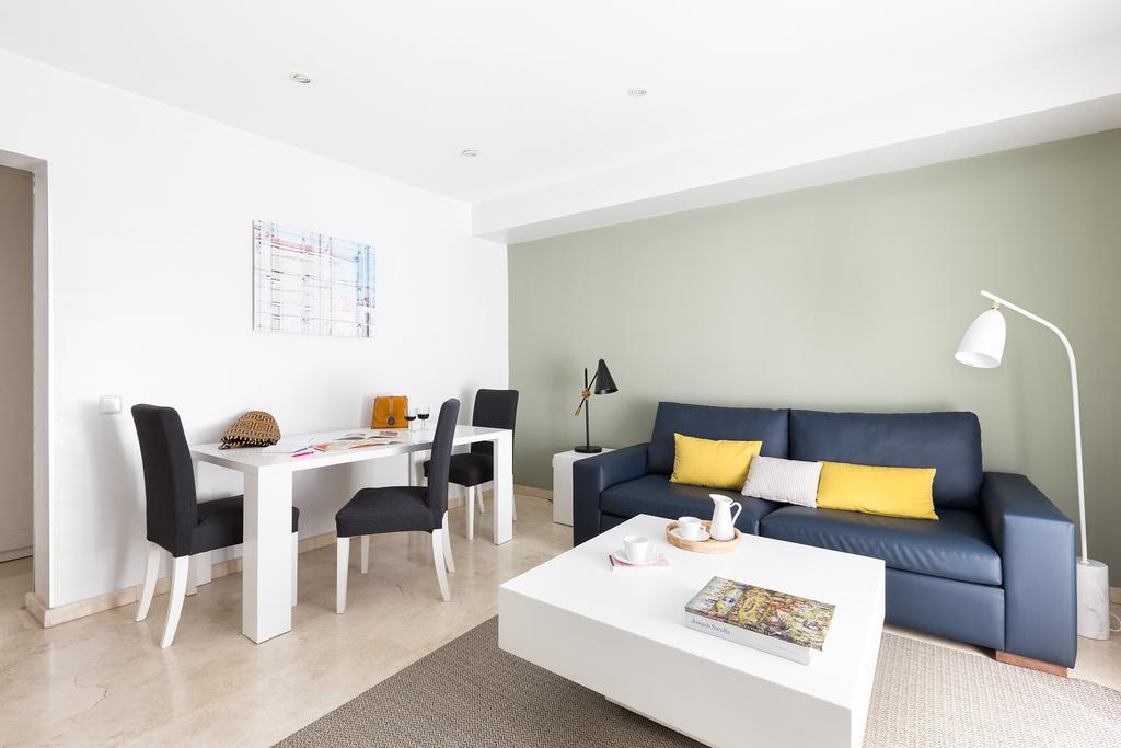 Carretas Apartments มาดริด ภายนอก รูปภาพ